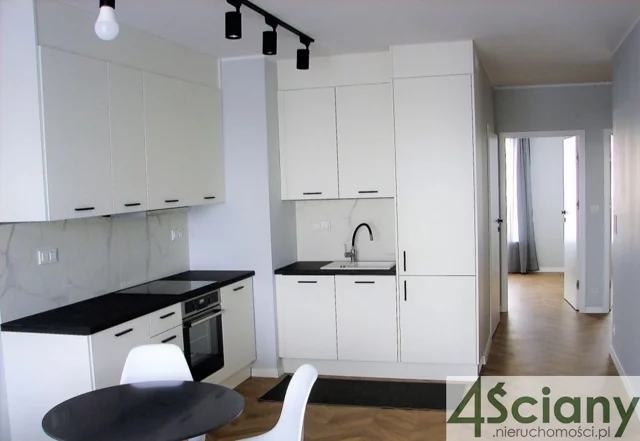 Apartament na sprzedaż, 62,00 m², 3 pokoje, piętro 7, oferta nr 61290/3098/OMS