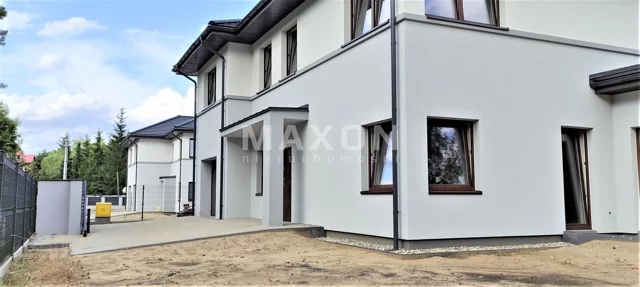 Dom i rezydencja na sprzedaż 214,00 m², oferta nr 11257/DS/MAX