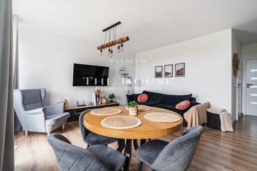 TH985976 - zdjęcie nr 3