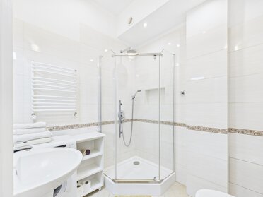 REMAX-418/5569/OMS - zdjęcie nr 2