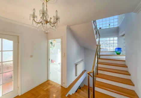 Dom i rezydencja na sprzedaż 242,00 m², oferta nr 824291