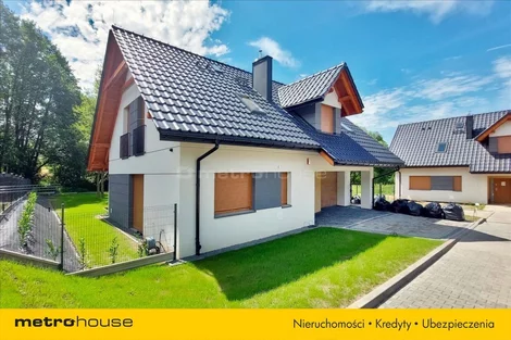 Dom i rezydencja na sprzedaż 144,59 m², oferta nr RYFA666