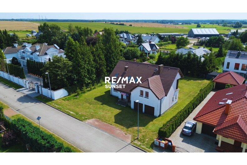 Dom wakacyjny na sprzedaż 256,30 m², oferta nr 71-DS-Dzj9ONuoY8