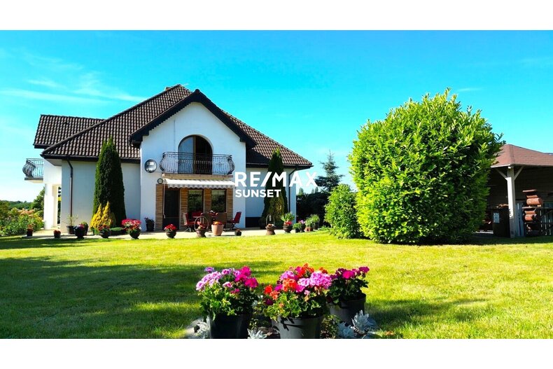 Dom wakacyjny na sprzedaż 245,00 m², oferta nr 32-DS-Dzj9ONuoY8