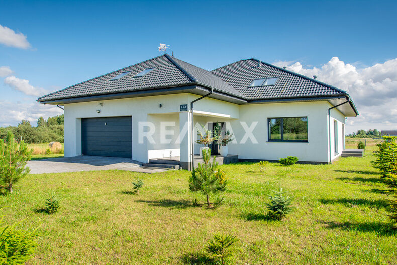 Dom wakacyjny na sprzedaż 378,00 m², oferta nr 70/13467/ODS