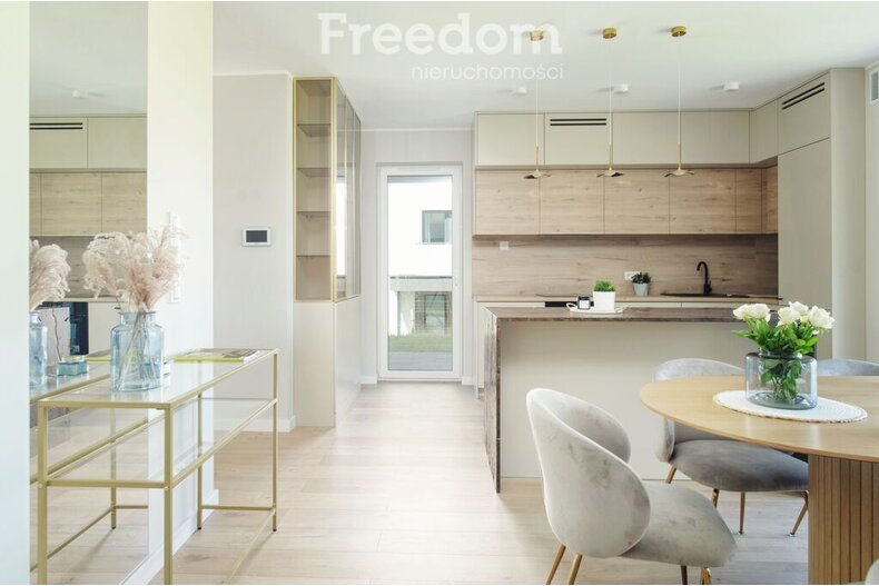 Dom wakacyjny na sprzedaż 170,34 m², oferta nr 15793/3685/ODS